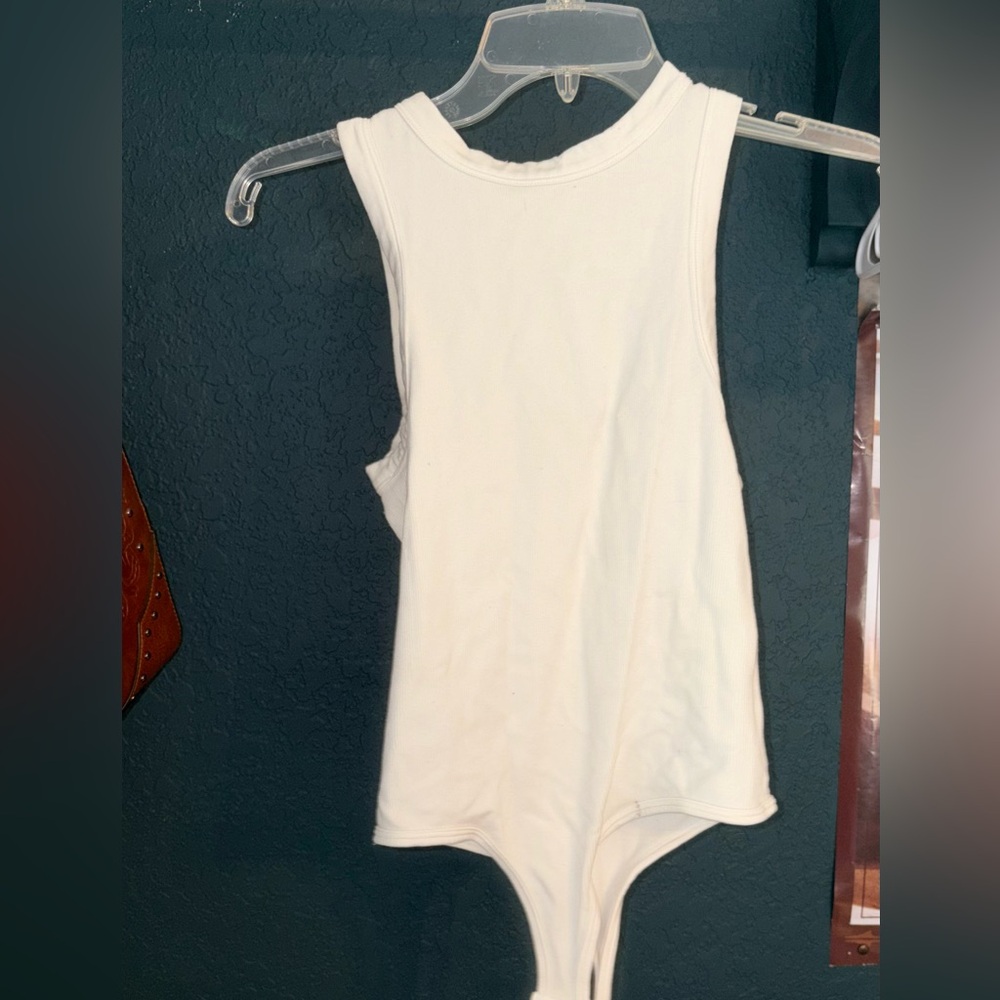 Women's White Ribbed Sleeveless Bodysuit